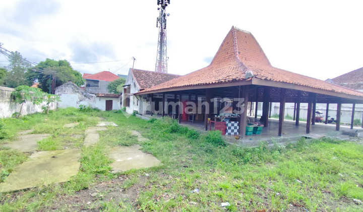 Tanah & Bangunan Joglo Kuno, Hanya Selangkah dari Malioboro & Titik Nol Kilometer Tanah & Bangunan Joglo Kuno, Hanya Selangkah dari Malioboro & Titik Nol Kilometer