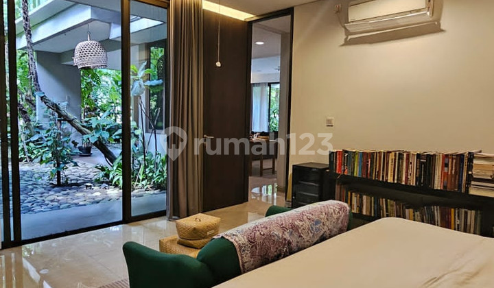 Rumah Furnish Dalam Perumahan Elite Hyarta Residence Ngaglik Sleman, 2