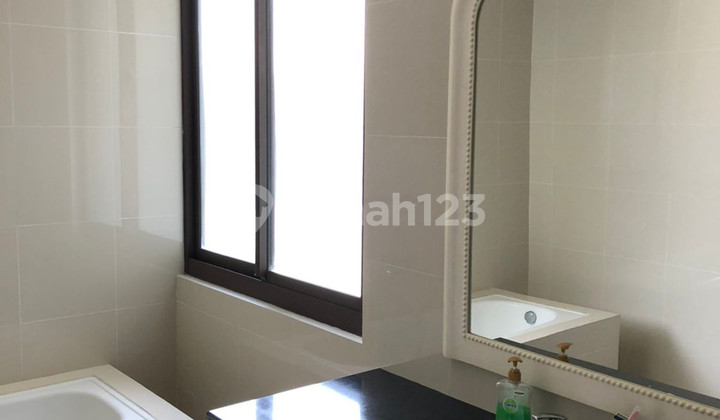 Rumah Mewah Di Perumahan Premium Hyarta Residence Ngaglik Sleman. 2