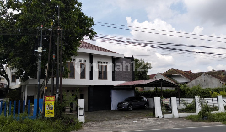For Rent Large 2-Story Shop House in Baturetno, Bantul, Suitable for Clinic/Office For Rent Large 2-Story Shop House in Baturetno, Bantul, Suitable for Clinic/Office