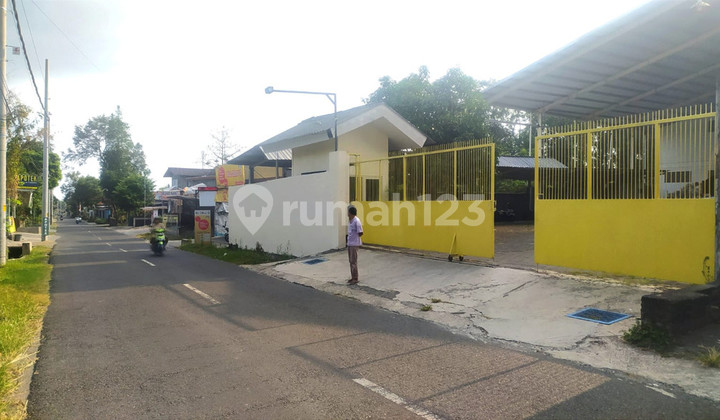 Warehouse 3574 Square Meters Location Near Sleman Government Office