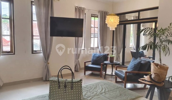 DIJUAL CEPAT RUMAH MEWAH FULL FURNISHED, DAERAH TAMAN GRIYA - JIMBARAN 2