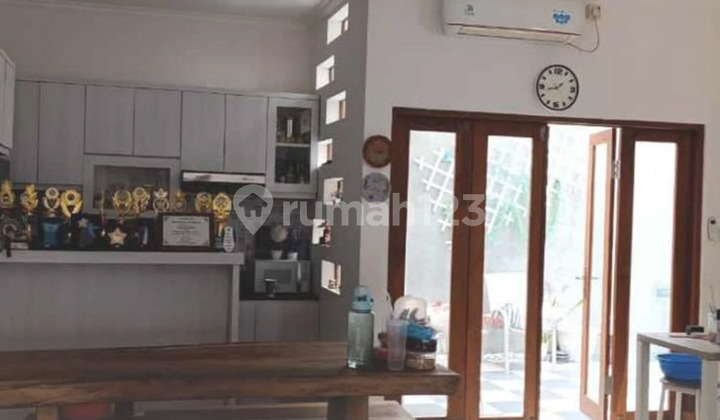 Dijual Rumah Lantai 2, Berlokasi di Sidakarya, Denpasar Selatan 2