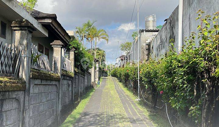 Dijual Cepat Hotel Villa Full Furnish, Kerobokan Kelod - Badung