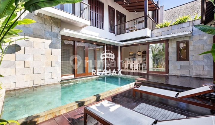 For Rent - 3 Bedroom Villa (Close Living Room) - Seminyak, Mertanadi Street