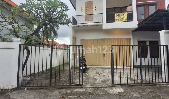 Dijual Rumah Kantor - Denpasar Barat Area