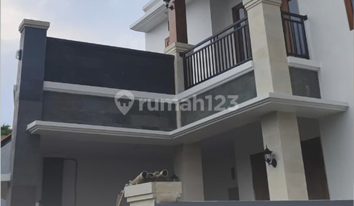 For Sale Rumah 2 Lantai - Kesiman, Biaung