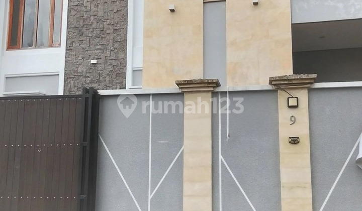 Dijual Rumah Full Furnished