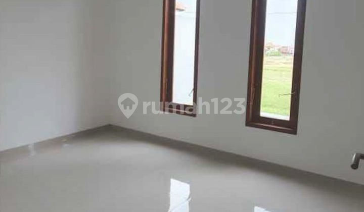 DIJUAL RUMAH BARU 2 LANTAI SIAP HUNI, DAERAH RENON 2