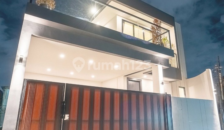FOR SALE LUXURY MODERN VILLA IN CANGGU BERAWA FOR SALE LUXURY MODERN VILLA IN CANGGU BERAWA