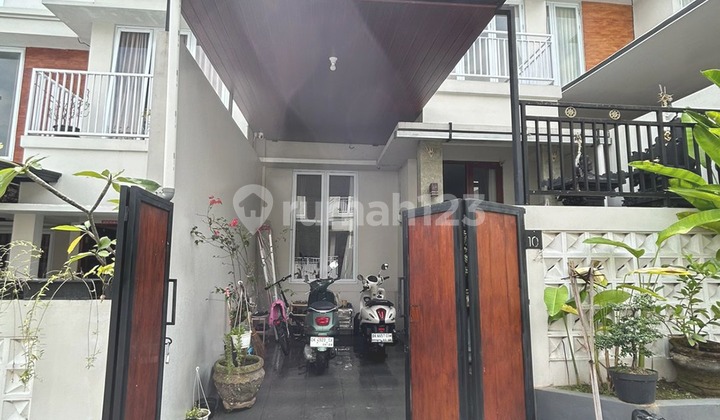 FOR SALE 2-STORY HOUSE FULLY FURNISHED, DALUNG AREA - BADUNG