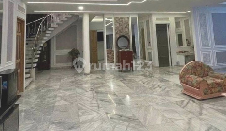 DIJUAL RUMAH DENPASAR GATSU TENGAH DEKAT MALL LIVING WORLD || STYLE CLASSIC 2