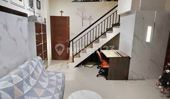 Rumah Fully Furnished di Gatot Subroto Barat 2