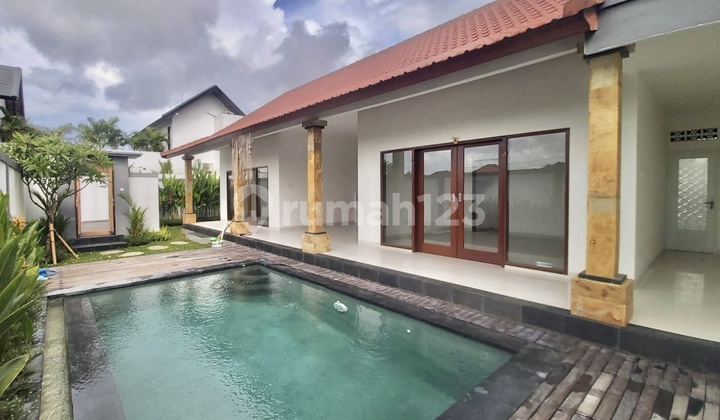 New Modern Villa in Merta Agung Kerobokan New Modern Villa in Merta Agung Kerobokan