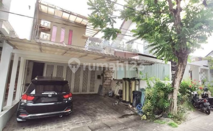 Rumah Residence di Sunset Road Kuta