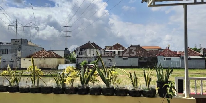 Ready-to-Occupy House with Rice Field View in Pemogan, Denpasar 2