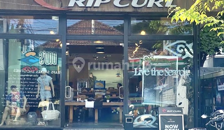 Ruko Strategis Area Wisata di Raya Seminyak