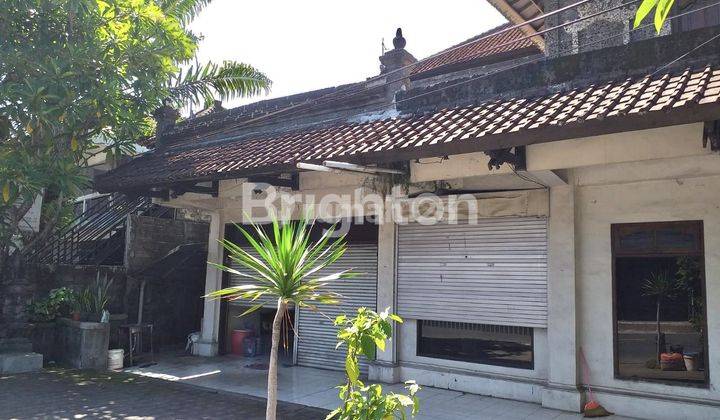 Rumah di Pinggir Jalan Raya Mengwi 2