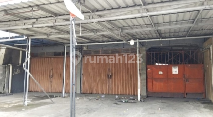 Strategic Shop House at Raya Buluh Indah Denpasar Strategic Shop House at Raya Buluh Indah Denpasar