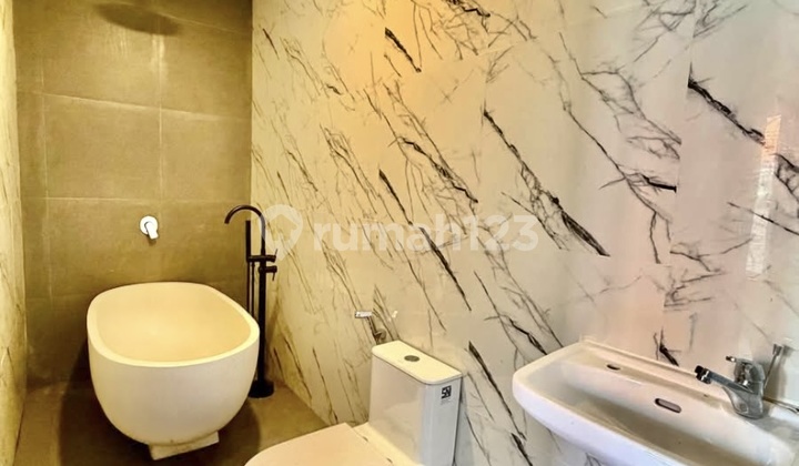 Semi Villa New House in Tukad Bilok Renon Denpasar