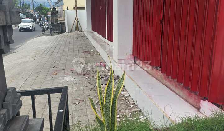 Strategic Shop House in Raya Anyar Kerobokan Near Raya Canggu 2