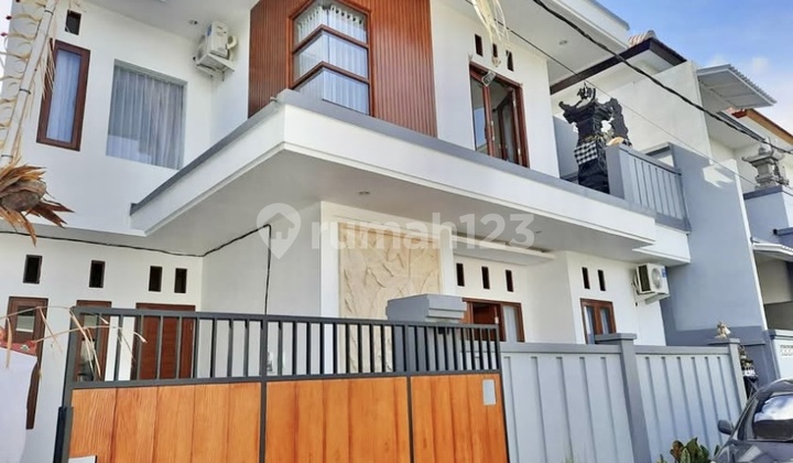 Ready-to-Occupy House in Sekar Jepun Denpasar Near Living World Ready-to-Occupy House in Sekar Jepun Denpasar Near Living World