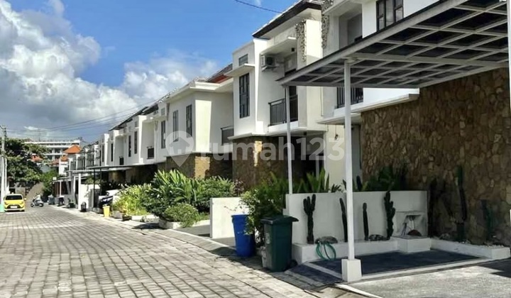 Rumah Cluster One Gate Fully Furnished Di Taman Sari Kerobokan  2