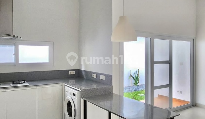 Modern New Ready-to-Live House at Lake Tempe Sanur Denpasar 2