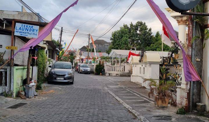 Dijual Cepat Kostel 22 Kamar Di Belakang Amplaz 2