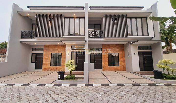 Rumah Mewah Siap Huni Dekat Ukrim Di Kalasan