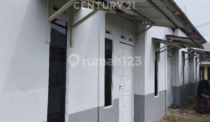 4-Door Rental House on Trisula Street, Sei Nangka, Singkawang 4-Door Rental House on Trisula Street, Sei Nangka, Singkawang
