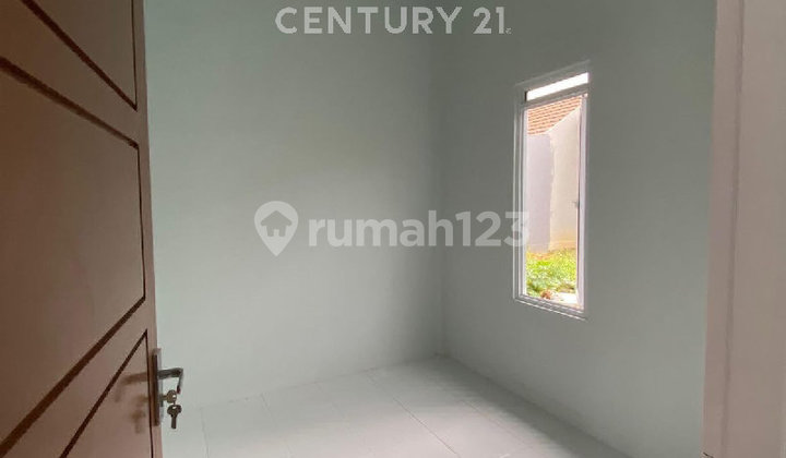 Ready-to-Occupy House in Stoneris Housing, Singkawang City