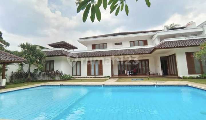 For Quick Sale: 5-Bedroom House in Pejaten, South Jakarta 2