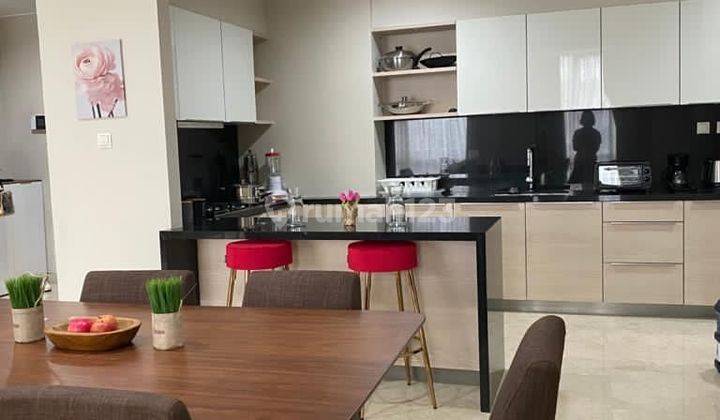 Jual cepat Apartemen My Home Apartement Ciputra Wolrd 2