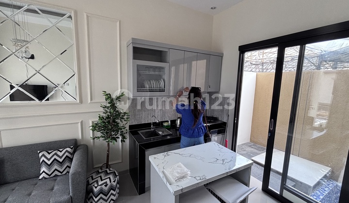 Comfortable Location Villa View Mountains Wide Plot Road Guaranteed Income Certain 2