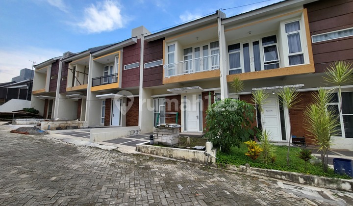 Dijual Villa Full Furnish di Junrejo, Kota Batu Dijual Villa Full Furnish di Junrejo, Kota Batu
