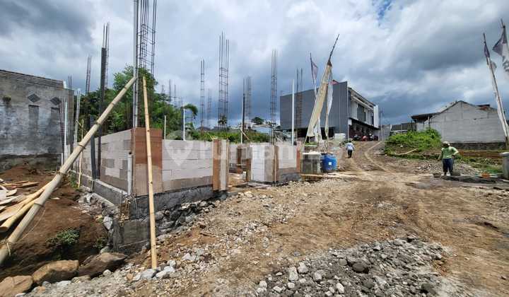 For Sale: New Boarding House Building in Merjosari, Malang City