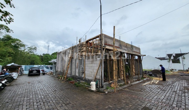 Laku Keras! Sisa 1 Unit Saja, Rukost di Jalan Saxophone Dekat Umm 2