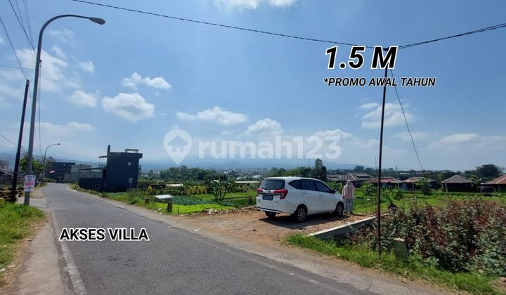 Villa Metro Batu for Sale; 2 Minutes to Batu Malang Square 2
