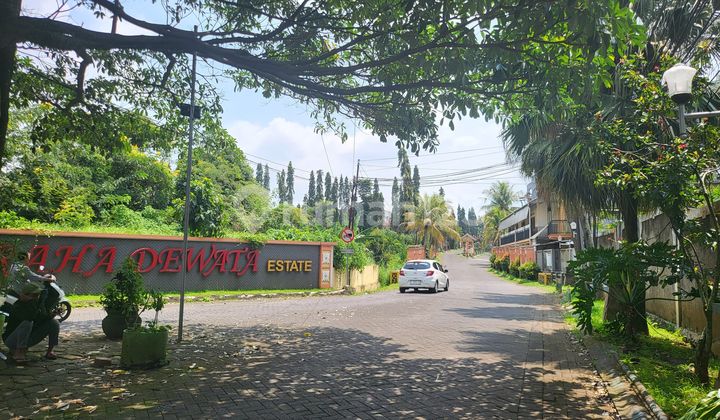 Cheap Land in Malang City, Freehold Title Ready for Deed of Sale, Located in a Residential Area