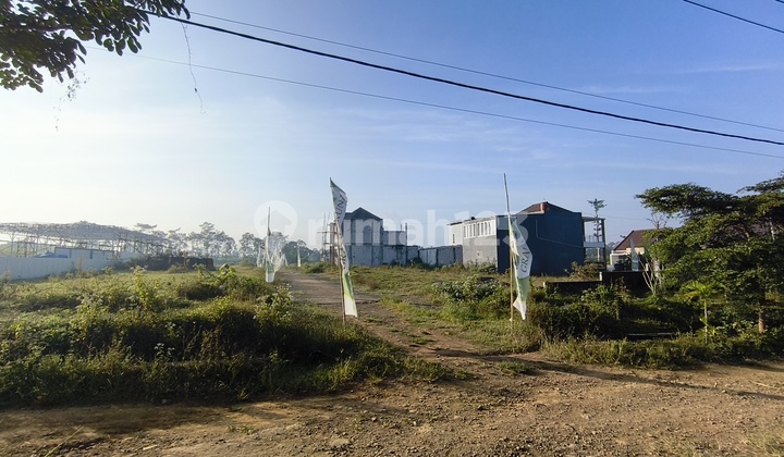 Promo agustusan tanah asrikaton belakang bandara