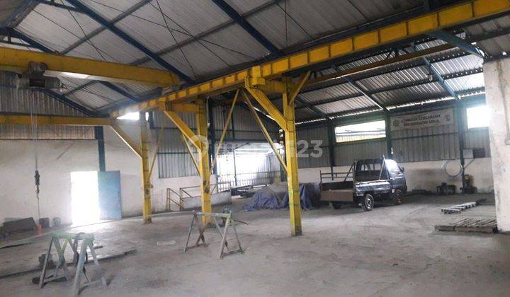 Gudang/Workshop dan Bangunan Pelamunan Akses Tol 2