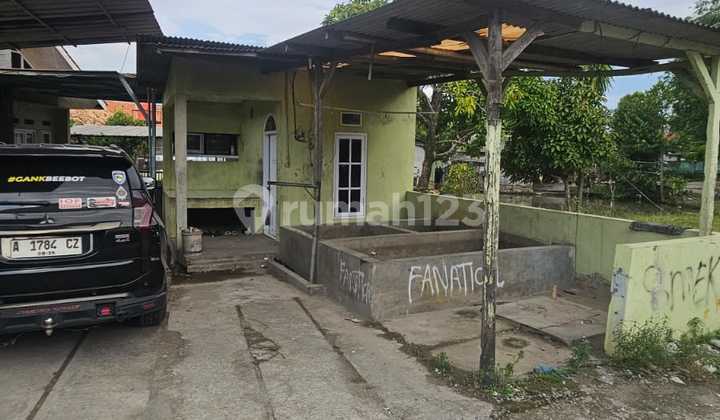 Ready-to-Occupy House &amp; Fishing Pond Business Land in Serang