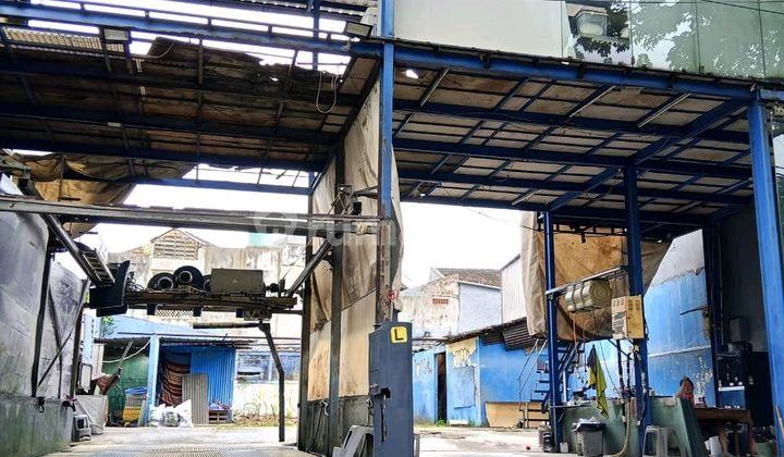 Commercial Land Rental on the Side of Bintaro Sector 5 Road