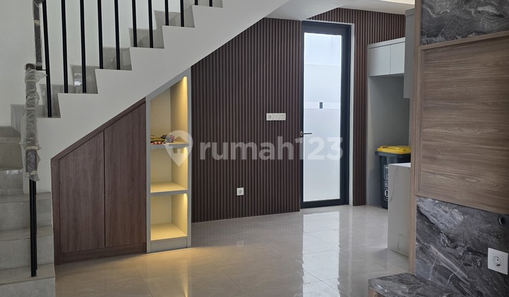 Disewakan Rumah Citra Garden Bintaro Baru dan Furnished Disewakan Rumah Citra Garden Bintaro Baru dan Furnished