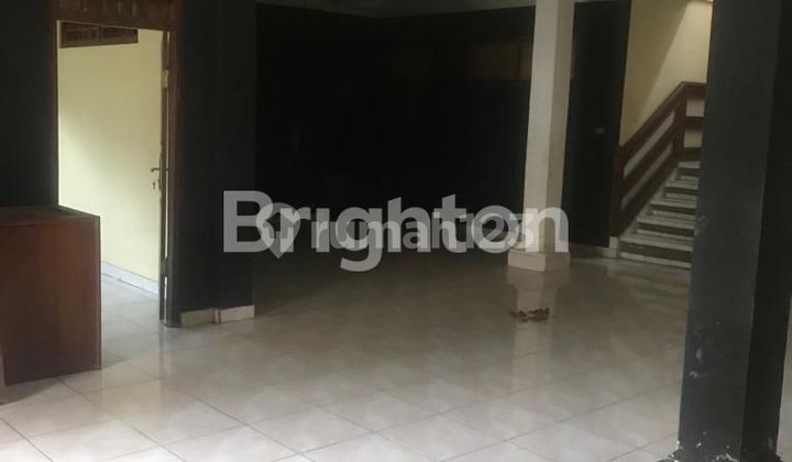 RUMAH LUAS DI DENPASAR BARAT 1