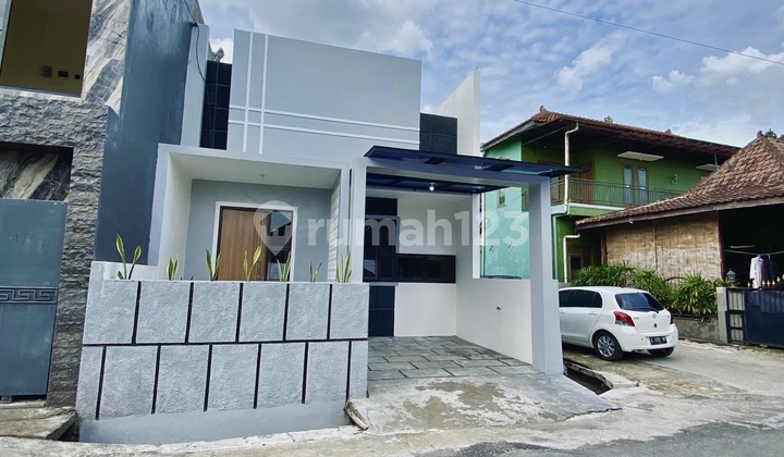 Cluster Minimalis Tropis View Persawahan Legalitas SHM 1