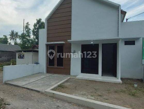 Rumah Scandinavian Minimalis Dekat Exit Tol Tempel 1