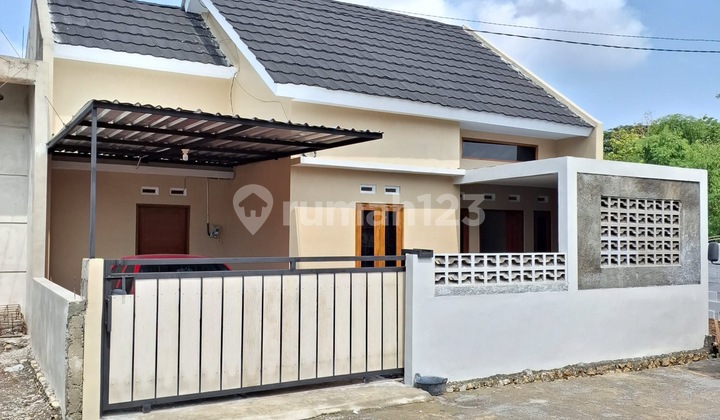 Rumah Minimalis Termurah Belakang Kampus UMY 1
