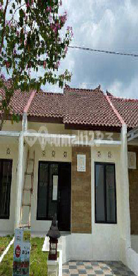 Rumah Minimalis Tipe 38 Taman Kayangan Mijen